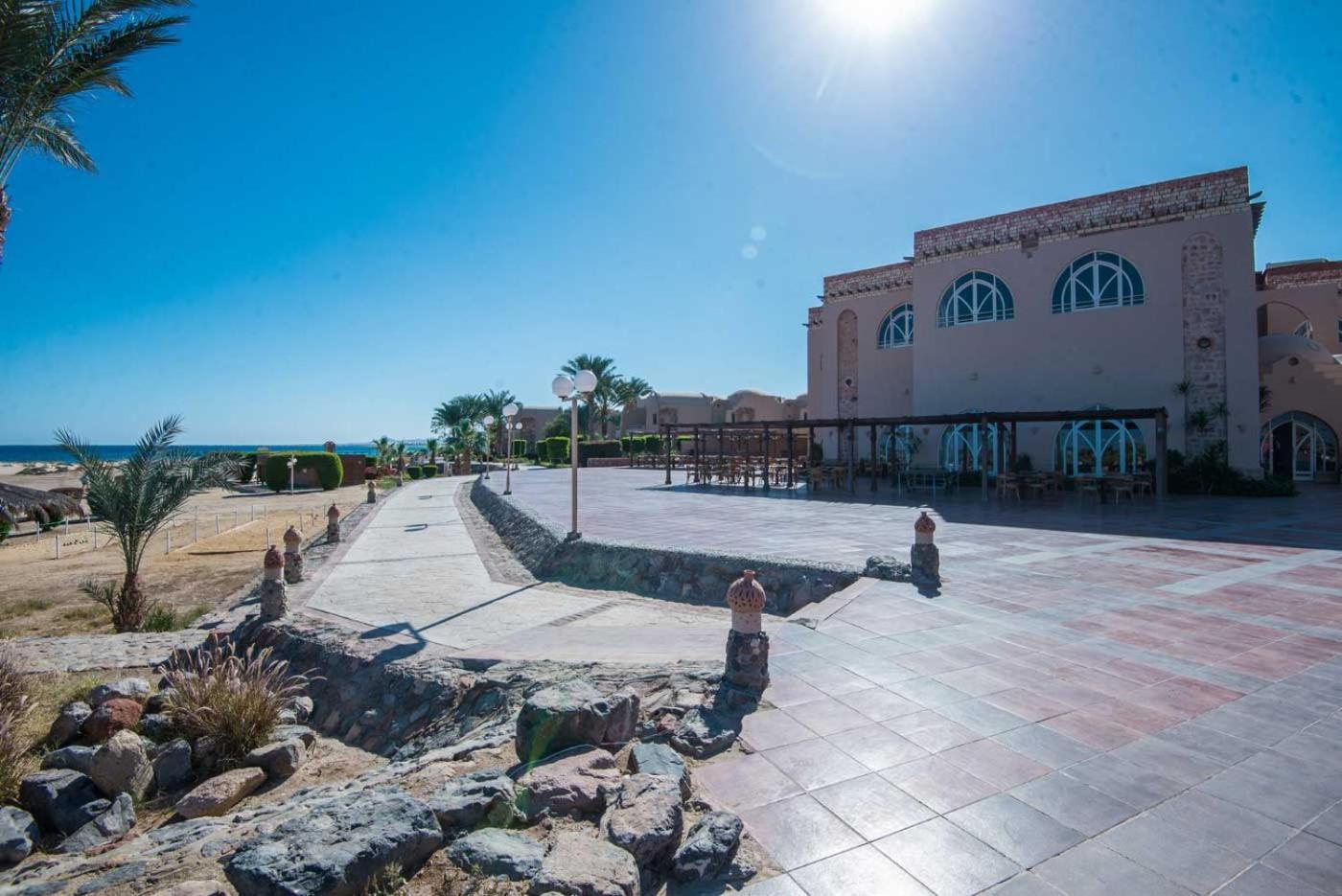 Shams Alam Beach Resort Abū Ghuşūn Esterno foto