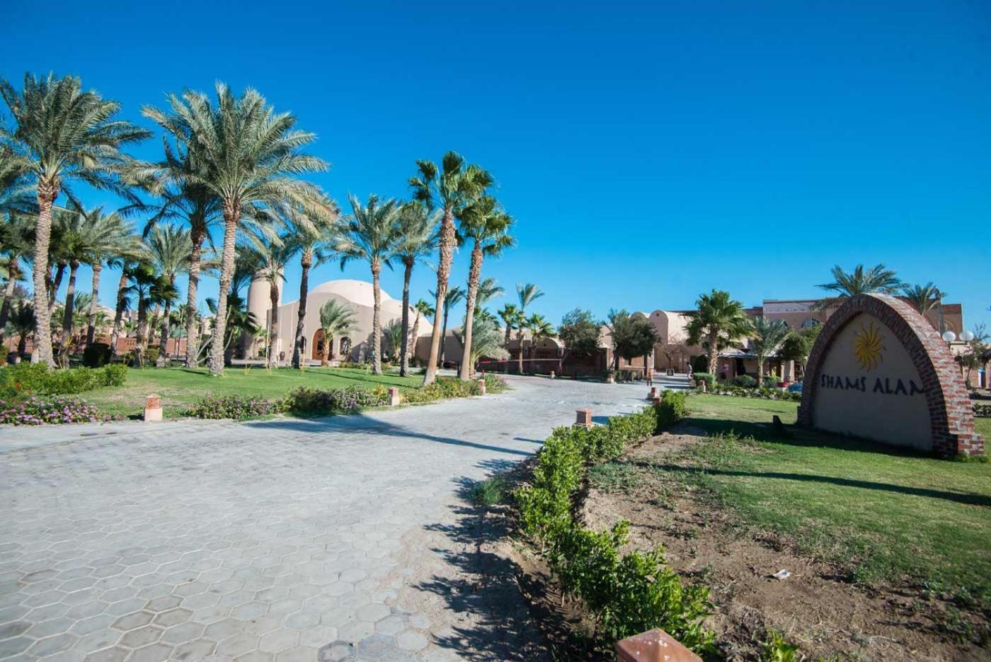 Shams Alam Beach Resort Abū Ghuşūn Esterno foto