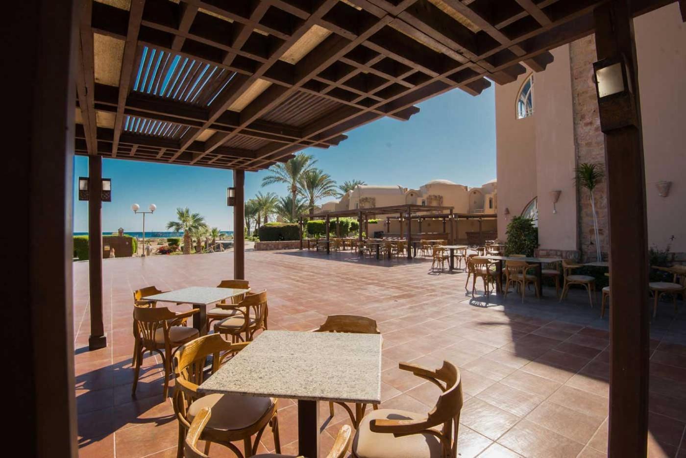 Shams Alam Beach Resort Abū Ghuşūn Esterno foto