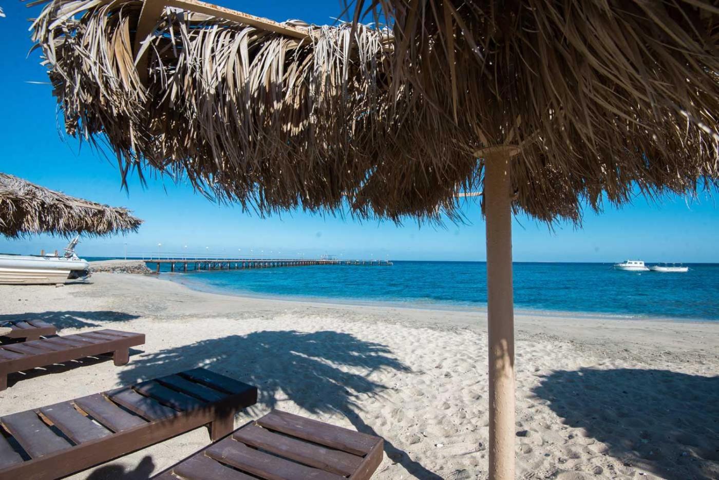 Shams Alam Beach Resort Abū Ghuşūn Esterno foto