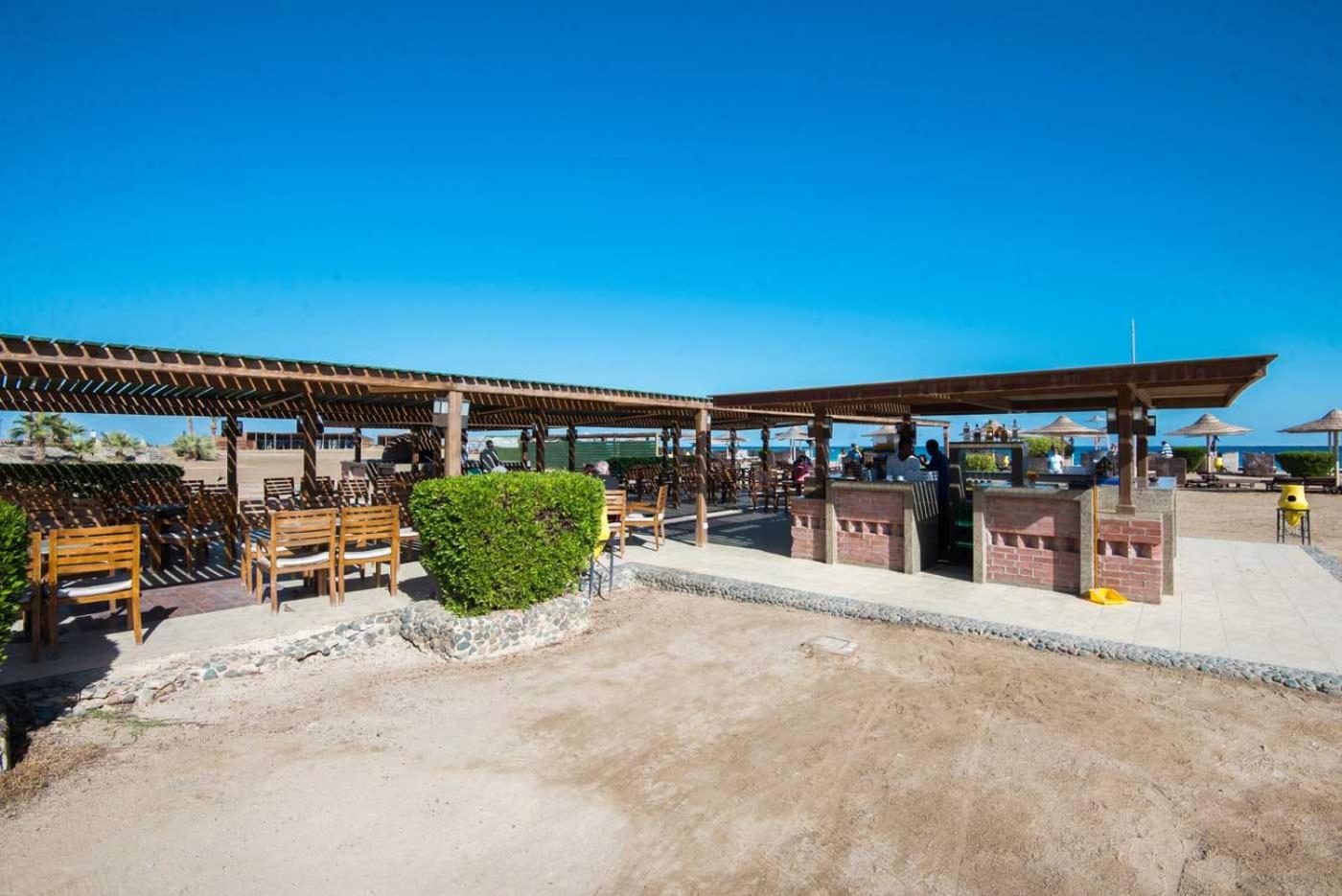 Shams Alam Beach Resort Abū Ghuşūn Esterno foto