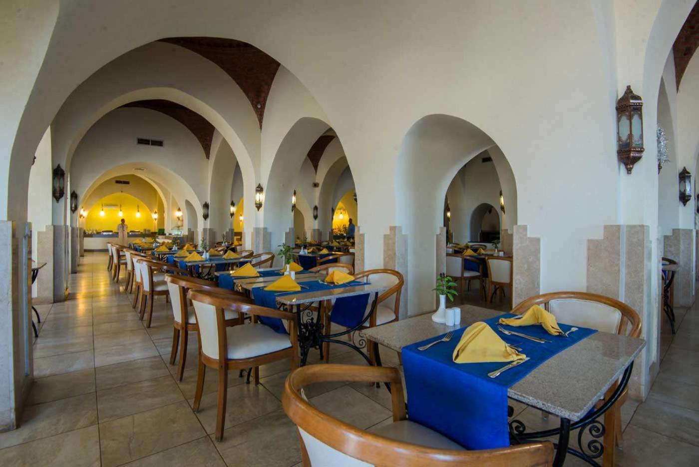 Shams Alam Beach Resort Abū Ghuşūn Esterno foto