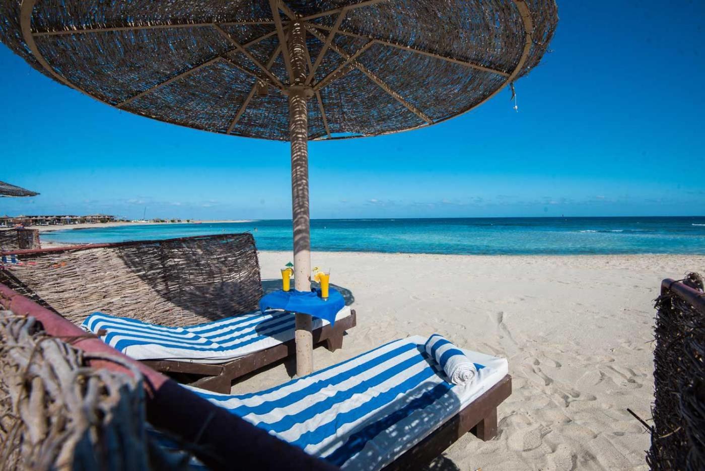 Shams Alam Beach Resort Abū Ghuşūn Esterno foto