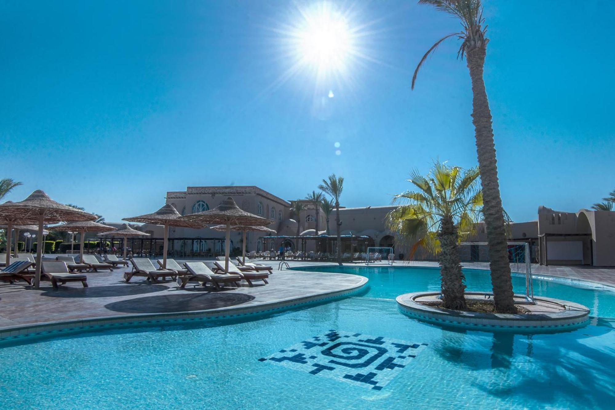 Shams Alam Beach Resort Abū Ghuşūn Esterno foto